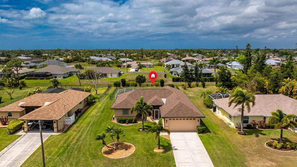 251 Rotonda Boulevard N